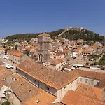 Appartement Lovely In Hvar
