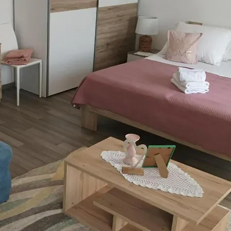 Lovely In Hvar Apartamento
