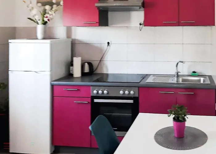 Lovely In Hvar * هفار