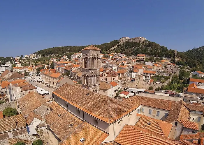 شقة Lovely In Hvar